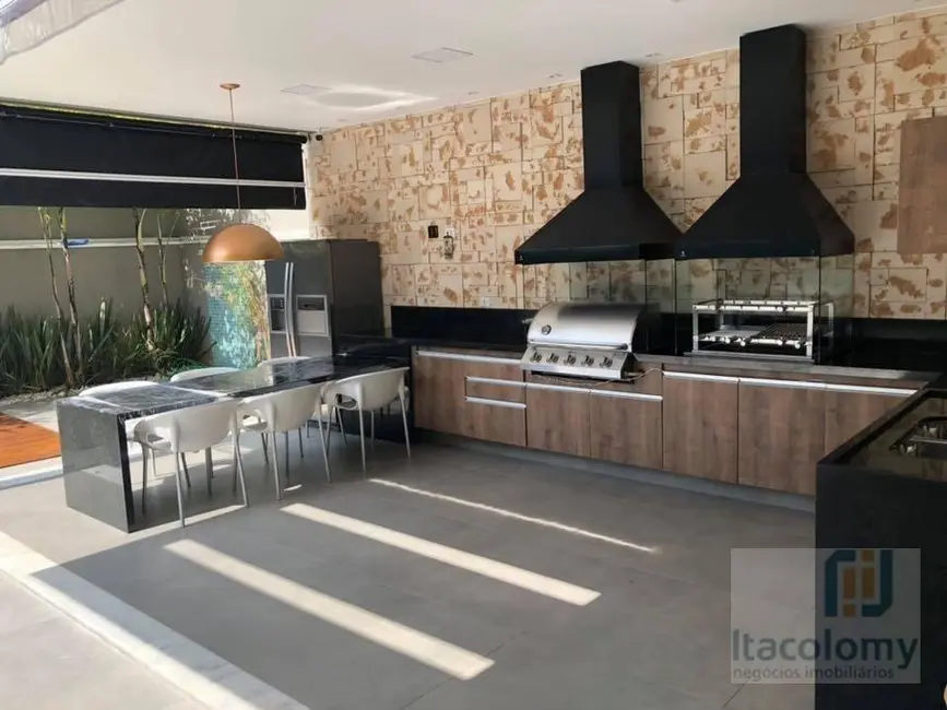 Foto 4 de Casa de Condomínio com 4 quartos para alugar, 520m2 em Tamboré, Santana De Parnaiba - SP