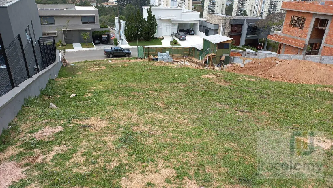 Foto 1 de Terreno / Lote à venda, 711m2 em Tamboré, Santana De Parnaiba - SP