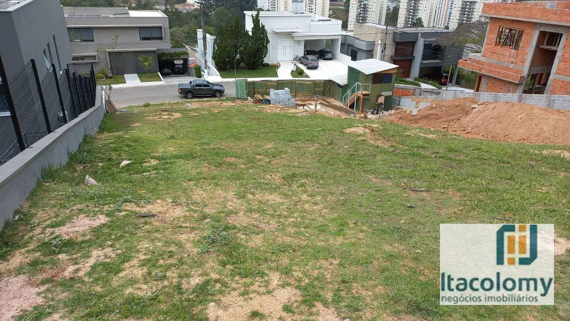 Foto 1 de Terreno / Lote à venda, 711m2 em Tamboré, Santana De Parnaiba - SP