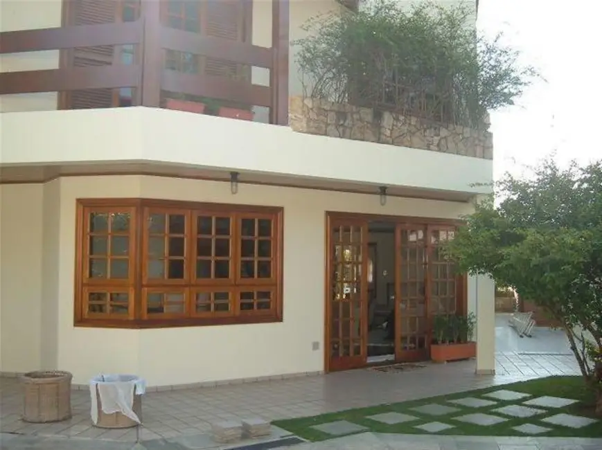 Foto 2 de Casa de Condomínio com 4 quartos para alugar, 560m2 em Barueri - SP