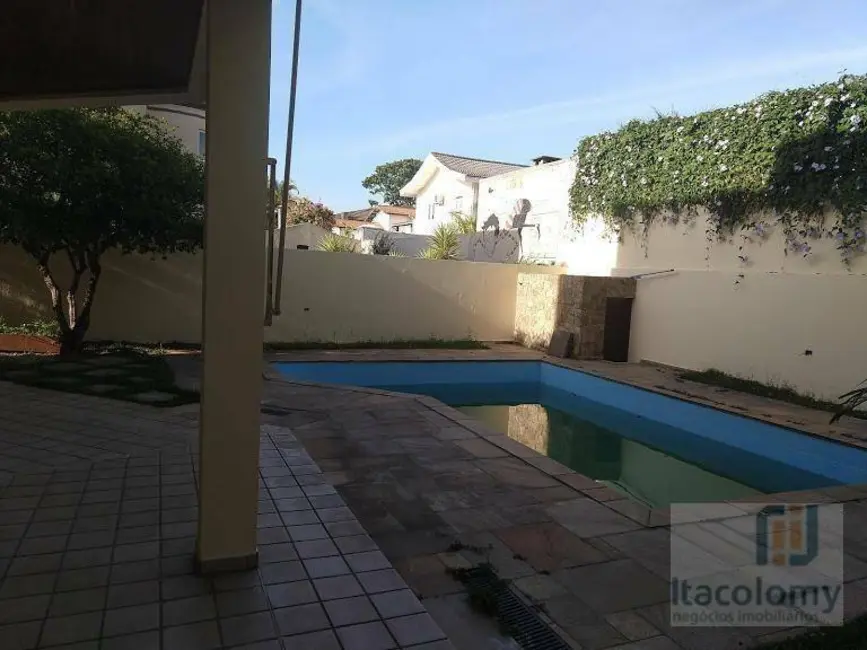 Casa de Condomínio com 4 quartos para alugar, 560m2 em Barueri - SP - imagem 5 Foto 5 de Casa de Condomínio com 4 quartos para alugar, 560m2 em Barueri - SP