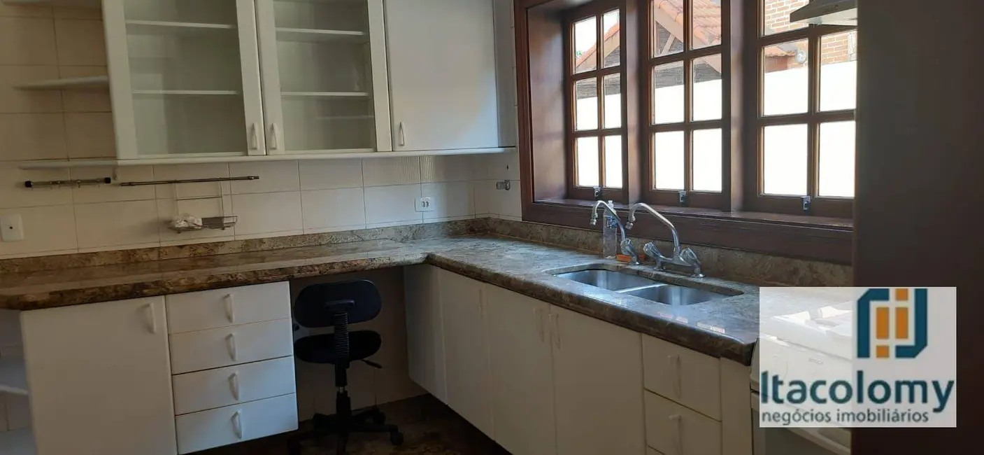 Foto 9 de Casa de Condomínio com 4 quartos para alugar, 560m2 em Barueri - SP