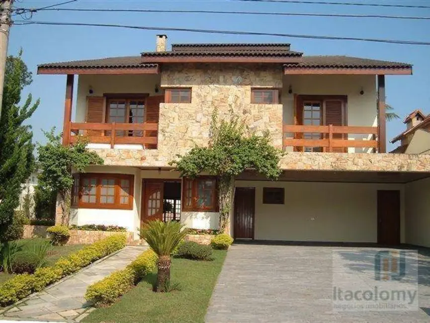 Foto 1 de Casa de Condomínio com 4 quartos para alugar, 560m2 em Barueri - SP