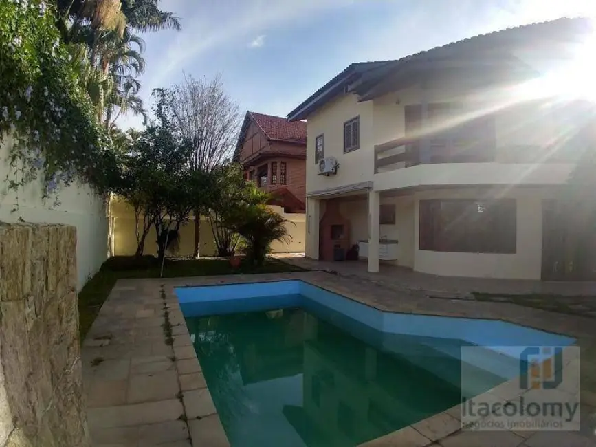 Casa de Condomínio com 4 quartos para alugar, 560m2 em Barueri - SP - imagem 3 Foto 3 de Casa de Condomínio com 4 quartos para alugar, 560m2 em Barueri - SP