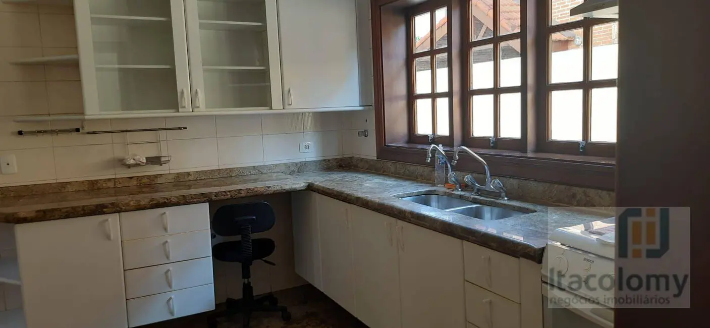 Foto 9 de Casa de Condomínio com 4 quartos para alugar, 560m2 em Barueri - SP