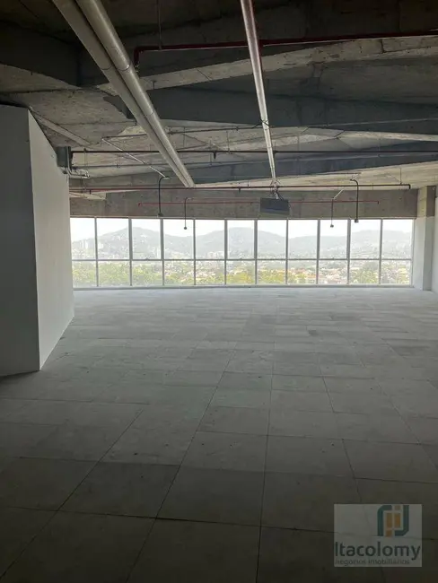 Foto 1 de Sala Comercial para alugar, 224m2 em Alphaville Empresarial, Barueri - SP