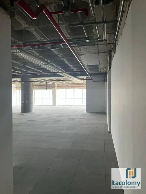 Foto 2 de Sala Comercial para alugar, 332m2 em Alphaville Empresarial, Barueri - SP