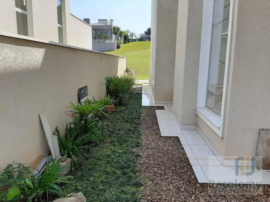 Foto 5 de Casa de Condomínio com 4 quartos para alugar, 450m2 em Santana De Parnaiba - SP