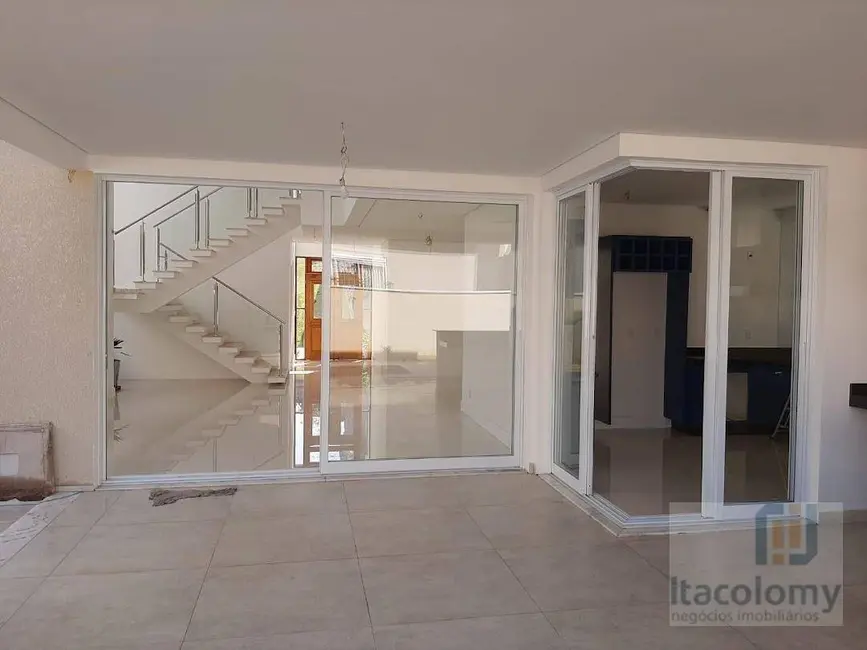 Foto 7 de Casa de Condomínio com 4 quartos para alugar, 450m2 em Santana De Parnaiba - SP