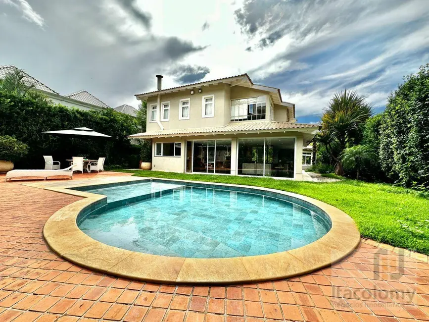 Foto 1 de Casa de Condomínio com 4 quartos para alugar, 1050m2 em Tamboré, Santana De Parnaiba - SP