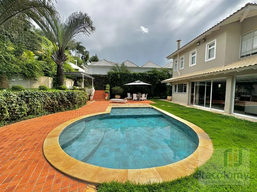 Casa de Condomínio com 4 quartos para alugar, 1050m2 em Tamboré, Santana De Parnaiba - SP - imagem 7 Foto 7 de Casa de Condomínio com 4 quartos para alugar, 1050m2 em Tamboré, Santana De Parnaiba - SP