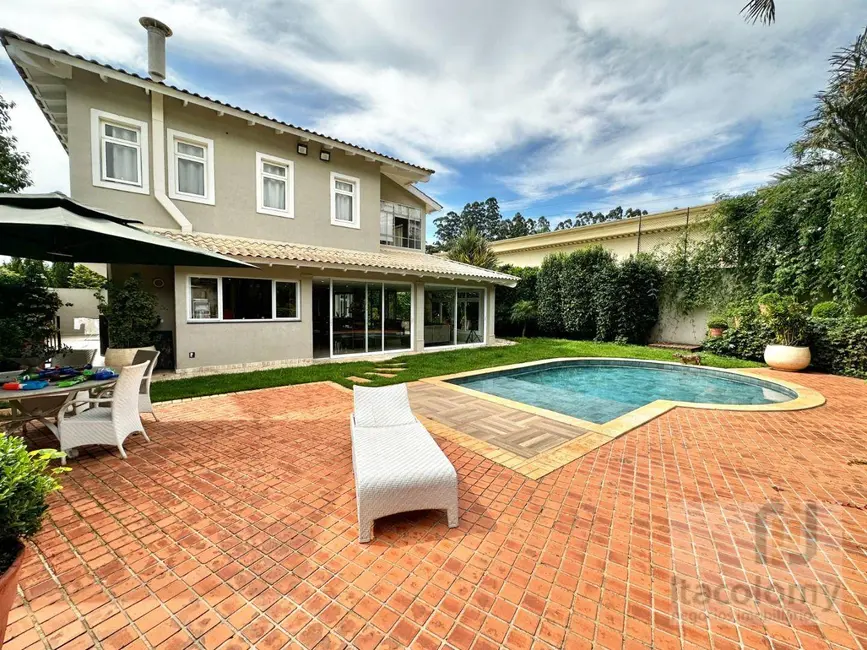 Casa de Condomínio com 4 quartos para alugar, 1050m2 em Tamboré, Santana De Parnaiba - SP - imagem 5 Foto 5 de Casa de Condomínio com 4 quartos para alugar, 1050m2 em Tamboré, Santana De Parnaiba - SP