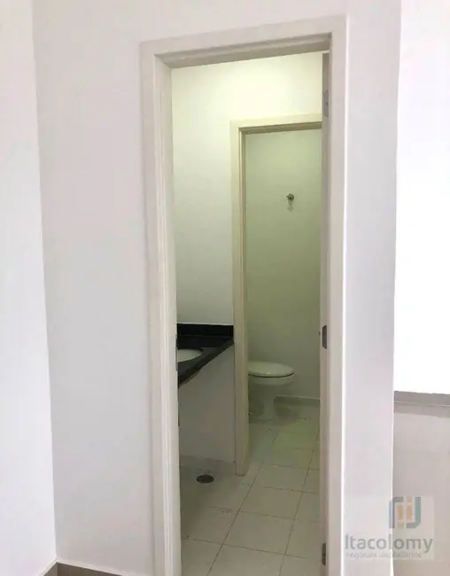 Sala Comercial à venda, 39m2 em Tamboré, Barueri - SP - imagem 3 Foto 3 de Sala Comercial à venda, 39m2 em Tamboré, Barueri - SP