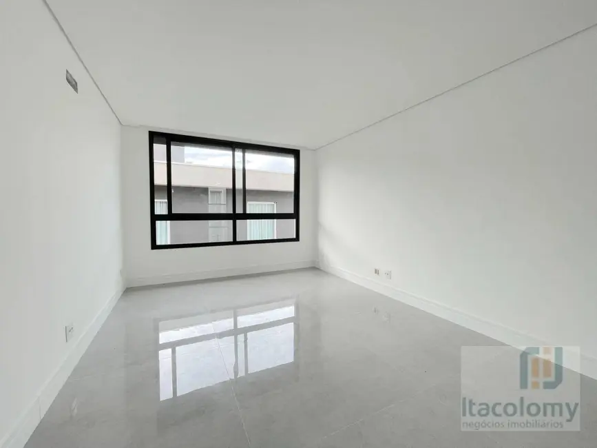 Foto 9 de Casa de Condomínio com 4 quartos à venda, 440m2 em Santana De Parnaiba - SP