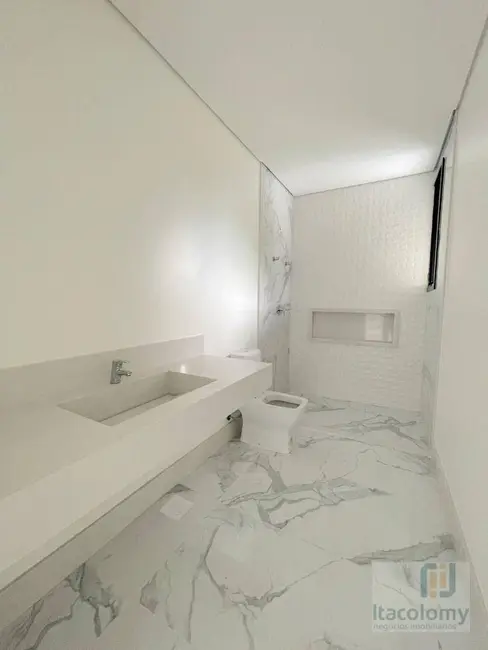 Foto 8 de Casa de Condomínio com 4 quartos à venda, 440m2 em Santana De Parnaiba - SP