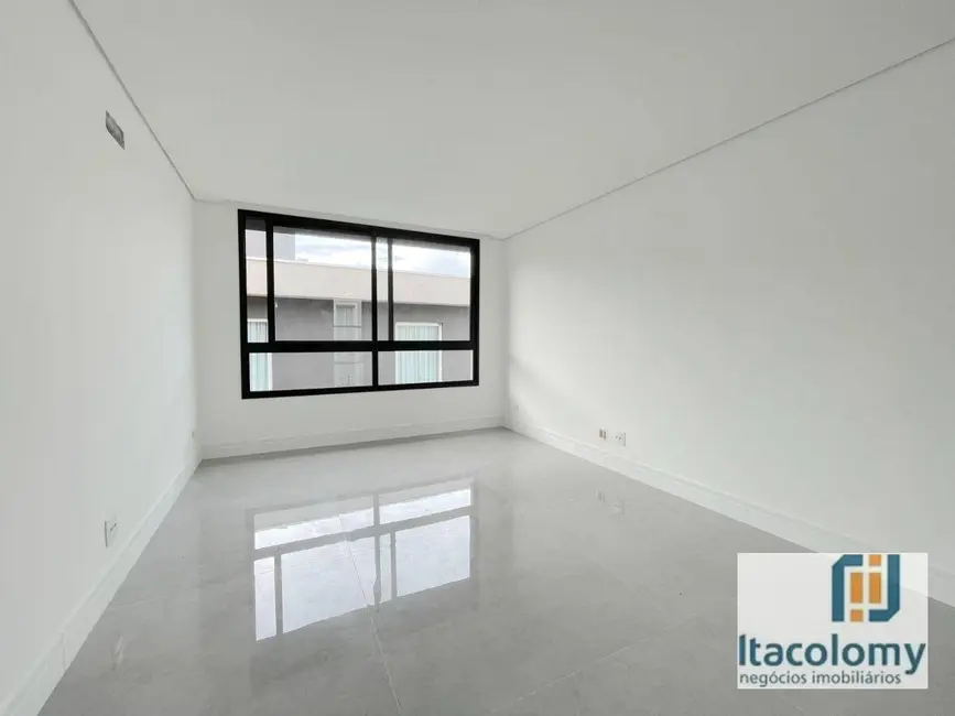 Foto 9 de Casa de Condomínio com 4 quartos à venda, 440m2 em Santana De Parnaiba - SP