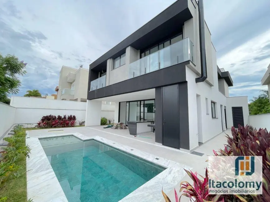 Foto 1 de Casa de Condomínio com 4 quartos à venda, 440m2 em Santana De Parnaiba - SP