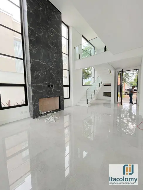 Foto 3 de Casa de Condomínio com 4 quartos à venda, 440m2 em Santana De Parnaiba - SP