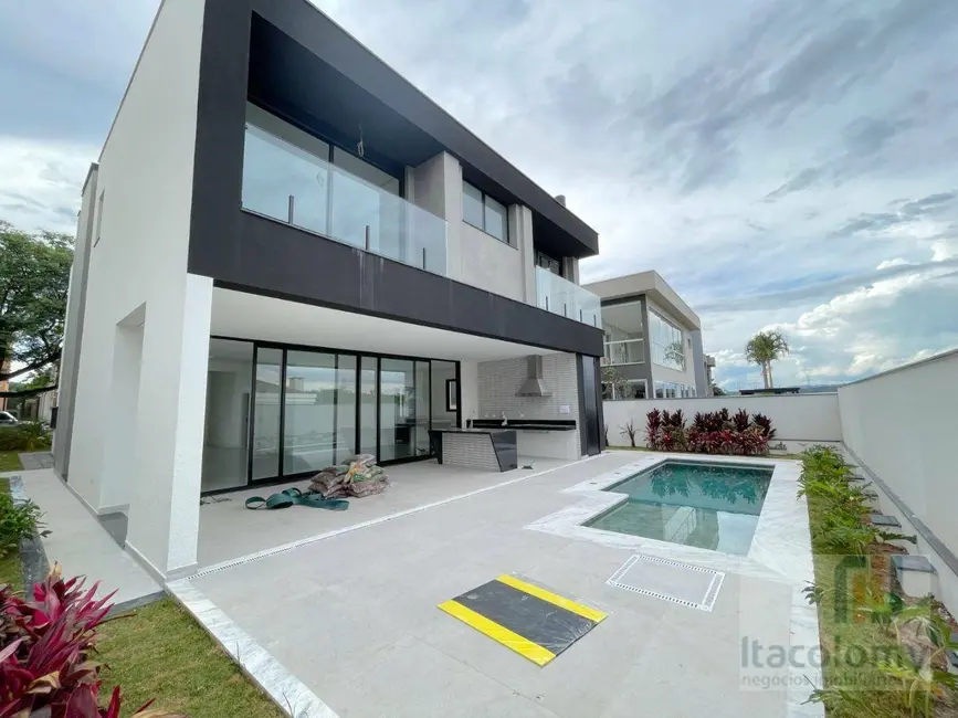 Foto 2 de Casa de Condomínio com 4 quartos à venda, 440m2 em Santana De Parnaiba - SP