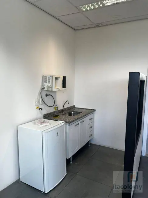 Sala Comercial para alugar, 59m2 em Barueri - SP - imagem 6 Foto 6 de Sala Comercial para alugar, 59m2 em Barueri - SP