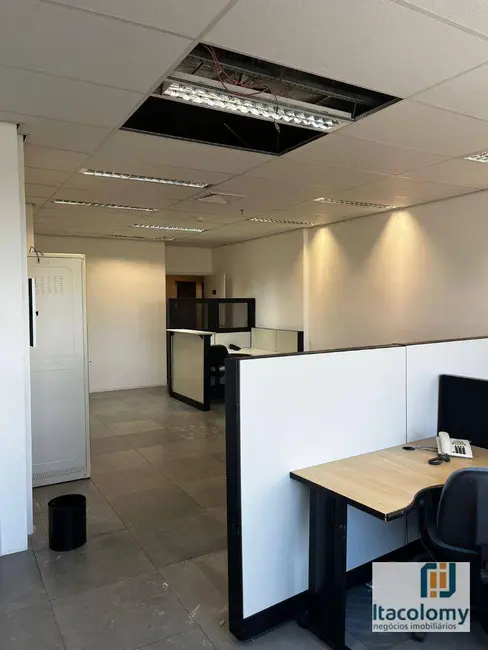 Sala Comercial para alugar, 59m2 em Barueri - SP - imagem 7 Foto 7 de Sala Comercial para alugar, 59m2 em Barueri - SP