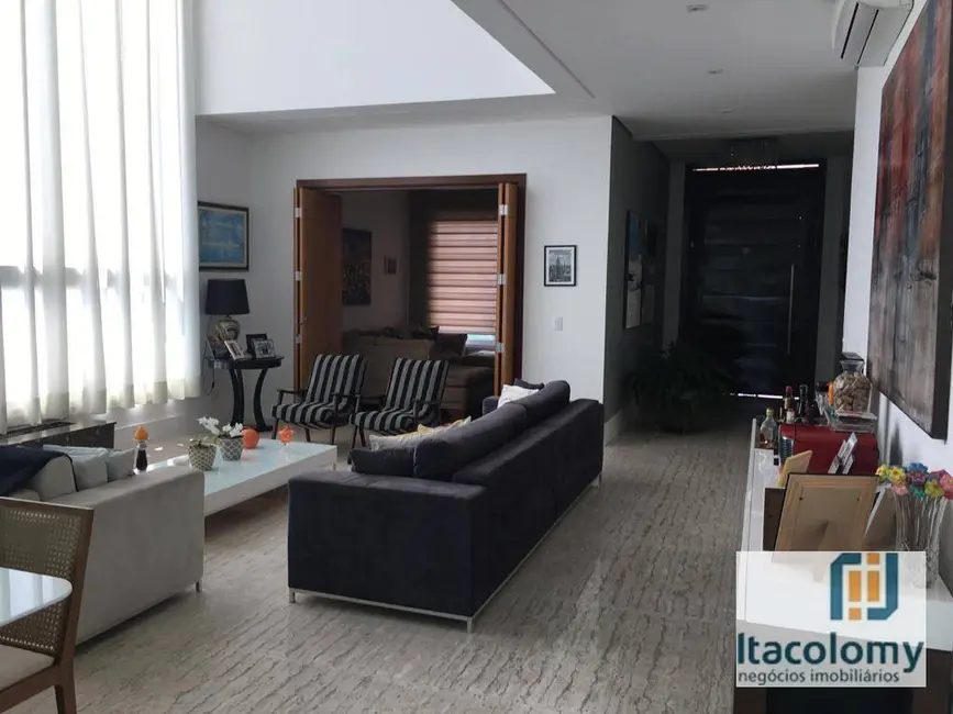 Foto 4 de Casa de Condomínio com 4 quartos à venda, 480m2 em Santana De Parnaiba - SP