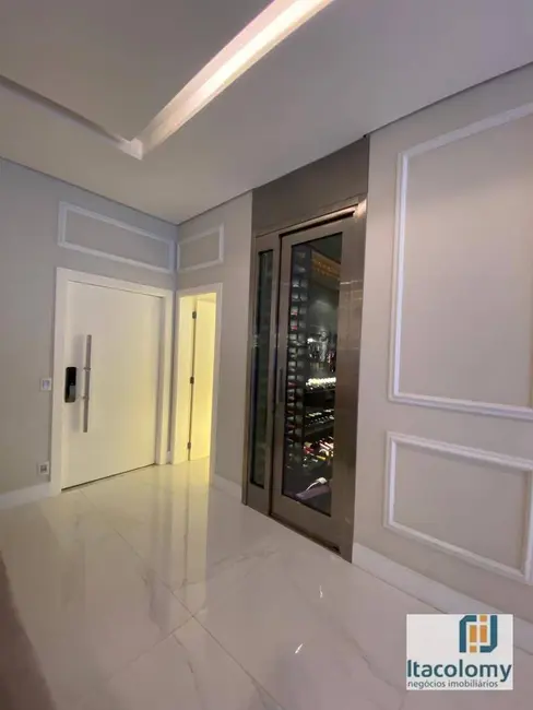 Foto 6 de Apartamento com 3 quartos à venda, 302m2 em Santana De Parnaiba - SP