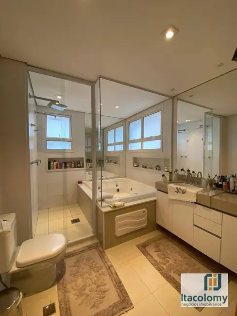 Foto 9 de Apartamento com 3 quartos à venda, 302m2 em Santana De Parnaiba - SP