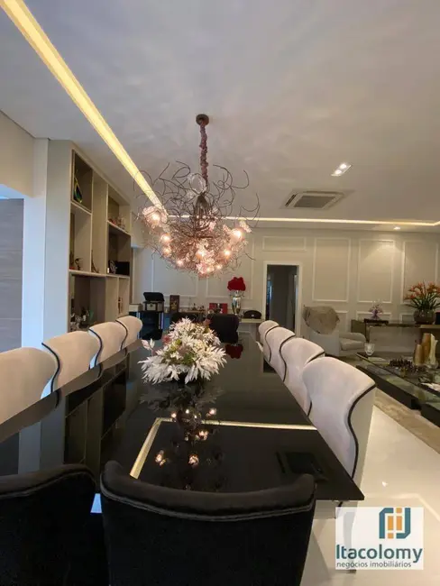 Foto 2 de Apartamento com 3 quartos à venda, 302m2 em Santana De Parnaiba - SP