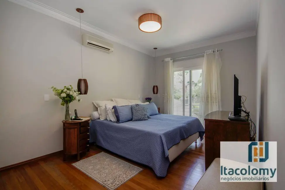 Casa de Condomínio com 3 quartos à venda, 1800m2 em Residencial Tamboré, Barueri - SP - imagem 8 Foto 8 de Casa de Condomínio com 3 quartos à venda, 1800m2 em Residencial Tamboré, Barueri - SP