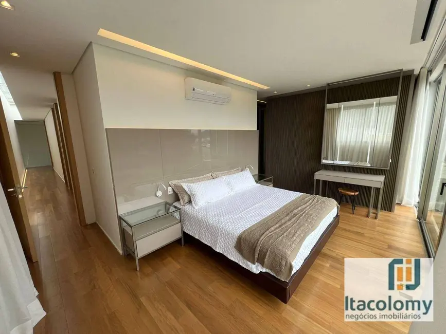 Foto 4 de Casa de Condomínio com 4 quartos à venda, 645m2 em Tamboré, Barueri - SP