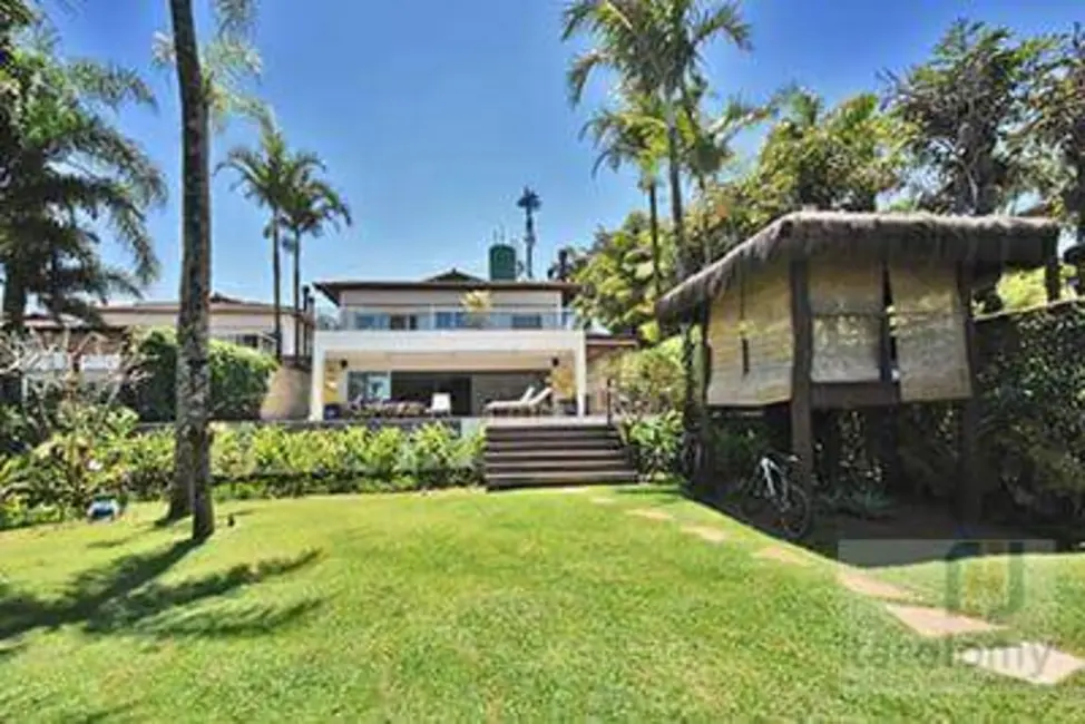 Foto 1 de Casa com 6 quartos à venda, 900m2 em Sao Sebastiao - SP