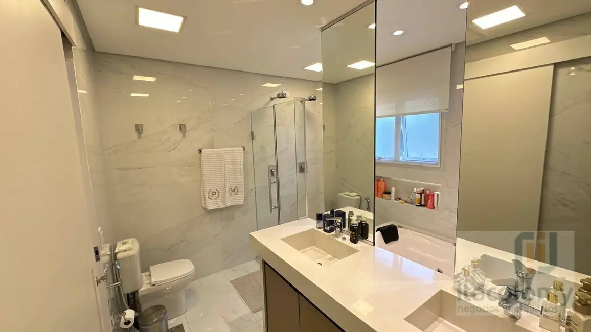 Foto 1 de Casa de Condomínio com 4 quartos à venda, 580m2 em Barueri - SP