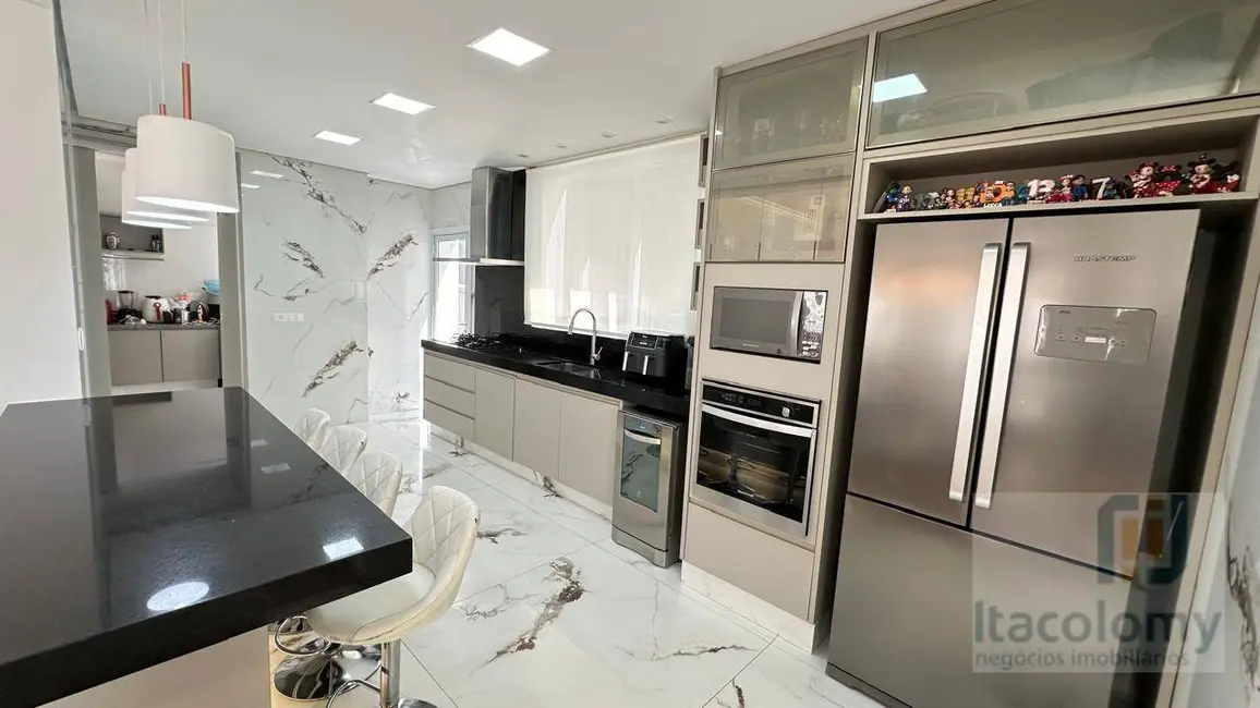 Foto 8 de Casa de Condomínio com 4 quartos à venda, 580m2 em Barueri - SP