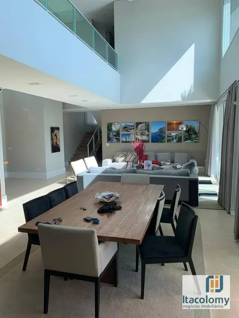 Foto 4 de Casa de Condomínio com 4 quartos à venda e para alugar, 1280m2 em Residencial Morada dos Lagos, Barueri - SP