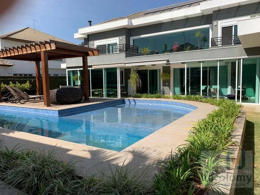 Foto 1 de Casa de Condomínio com 4 quartos à venda e para alugar, 1280m2 em Residencial Morada dos Lagos, Barueri - SP