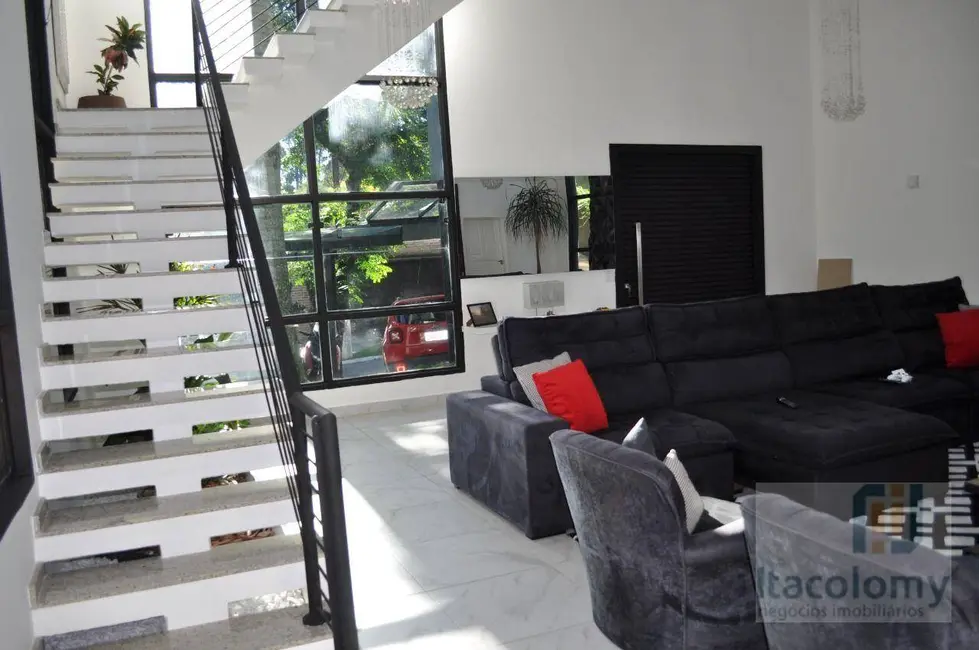 Foto 3 de Casa de Condomínio com 4 quartos à venda, 682m2 em Jardim do Golf I, Jandira - SP