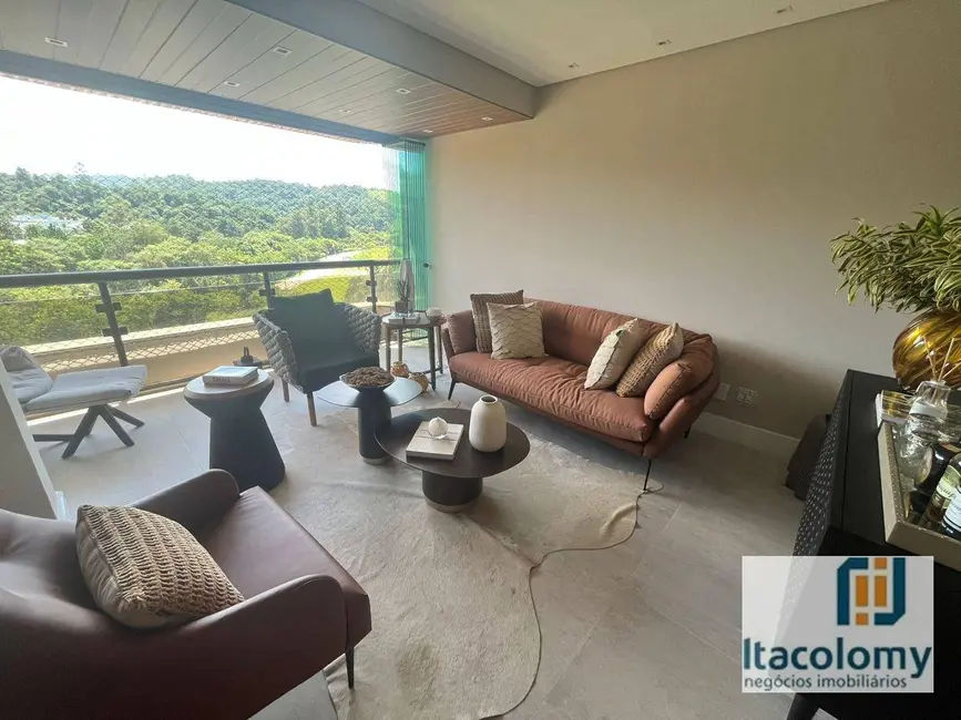 Foto 4 de Apartamento com 3 quartos à venda, 212m2 em Empresarial 18 do Forte, Barueri - SP