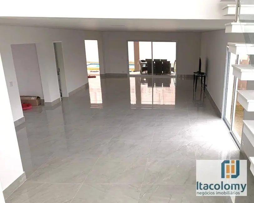 Casa de Condomínio com 4 quartos à venda, 490m2 em Santana De Parnaiba - SP - imagem 3 Foto 3 de Casa de Condomínio com 4 quartos à venda, 490m2 em Santana De Parnaiba - SP