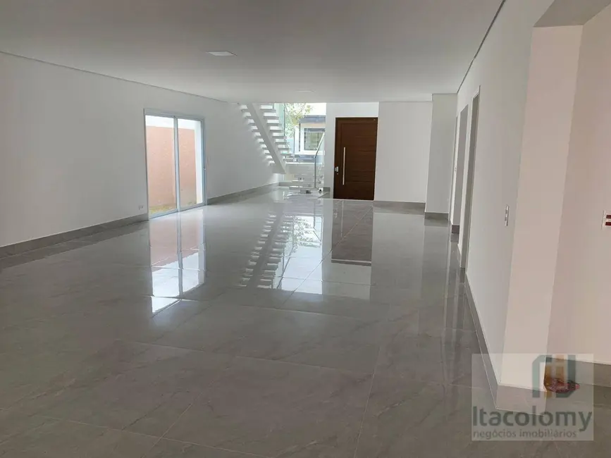Foto 1 de Casa de Condomínio com 4 quartos à venda, 490m2 em Santana De Parnaiba - SP