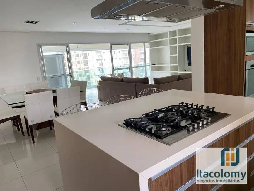 Foto 2 de Apartamento com 3 quartos para alugar, 212m2 em Alphaville Industrial, Barueri - SP