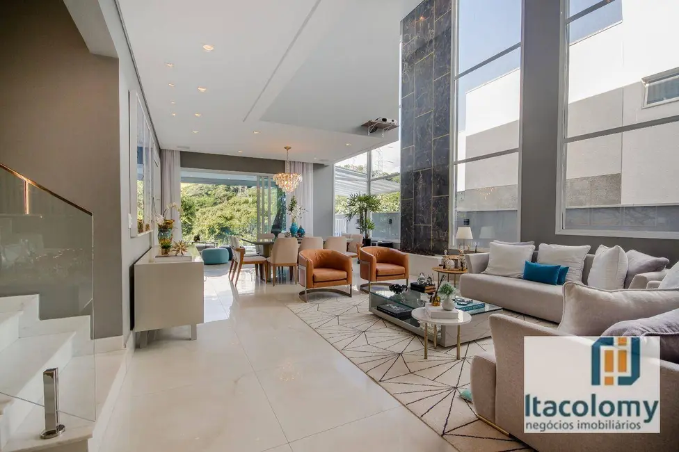 Foto 5 de Casa de Condomínio com 4 quartos à venda, 440m2 em Santana De Parnaiba - SP