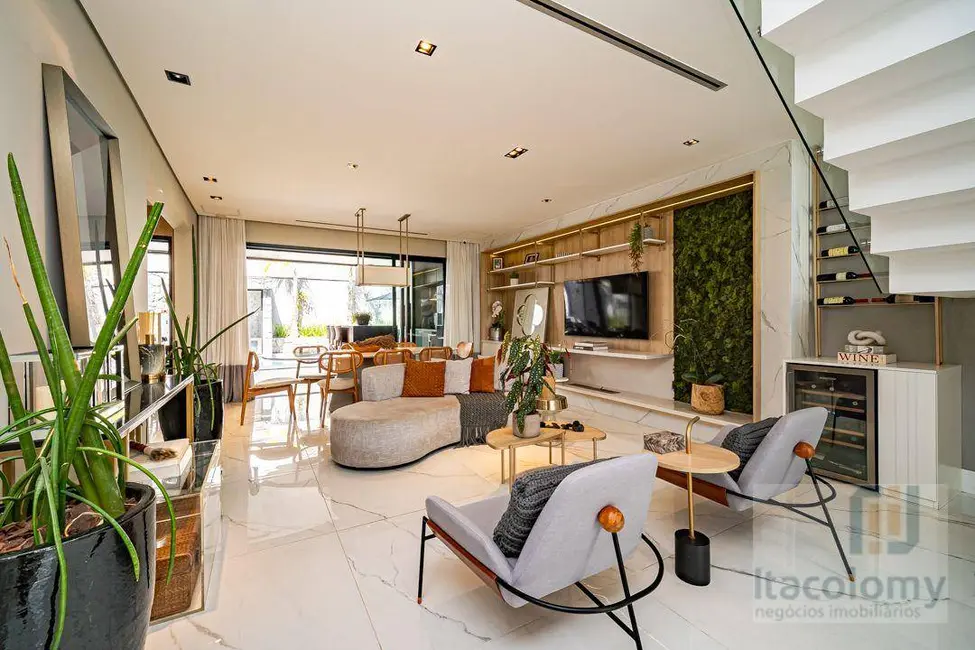 Casa de Condomínio com 5 quartos à venda, 420m2 em Colinas da Anhangüera, Santana De Parnaiba - SP - imagem 9 Foto 9 de Casa de Condomínio com 5 quartos à venda, 420m2 em Colinas da Anhangüera, Santana De Parnaiba - SP