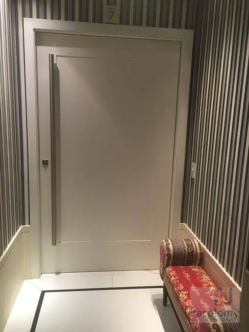 Foto 9 de Apartamento com 3 quartos à venda e para alugar, 220m2 em Alphaville Industrial, Barueri - SP