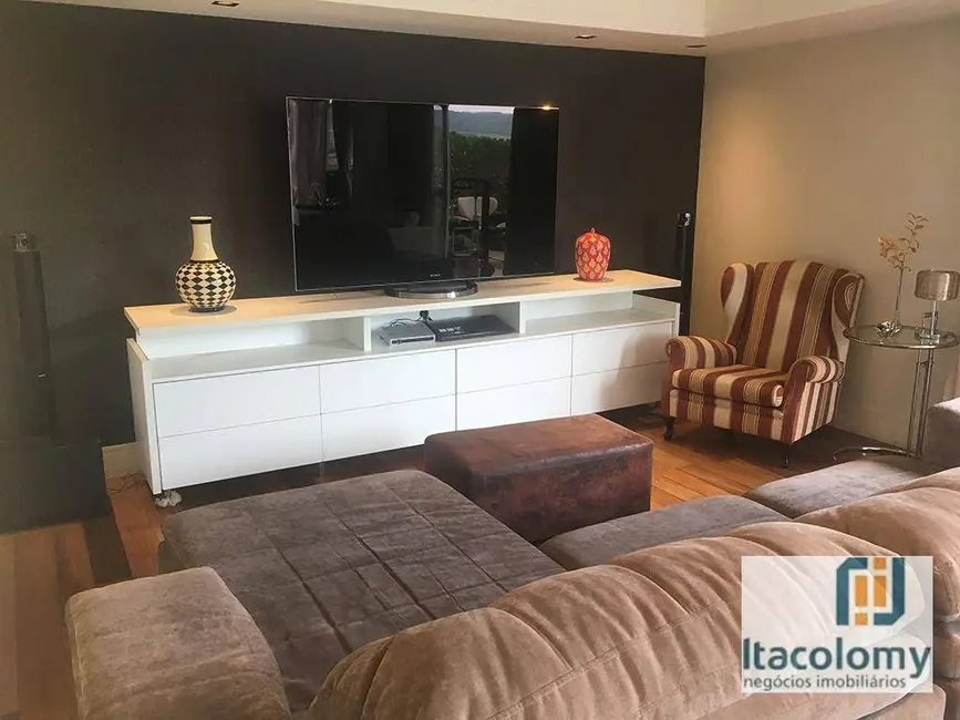 Apartamento com 3 quartos à venda e para alugar, 220m2 em Alphaville Industrial, Barueri - SP - imagem 3 Foto 3 de Apartamento com 3 quartos à venda e para alugar, 220m2 em Alphaville Industrial, Barueri - SP