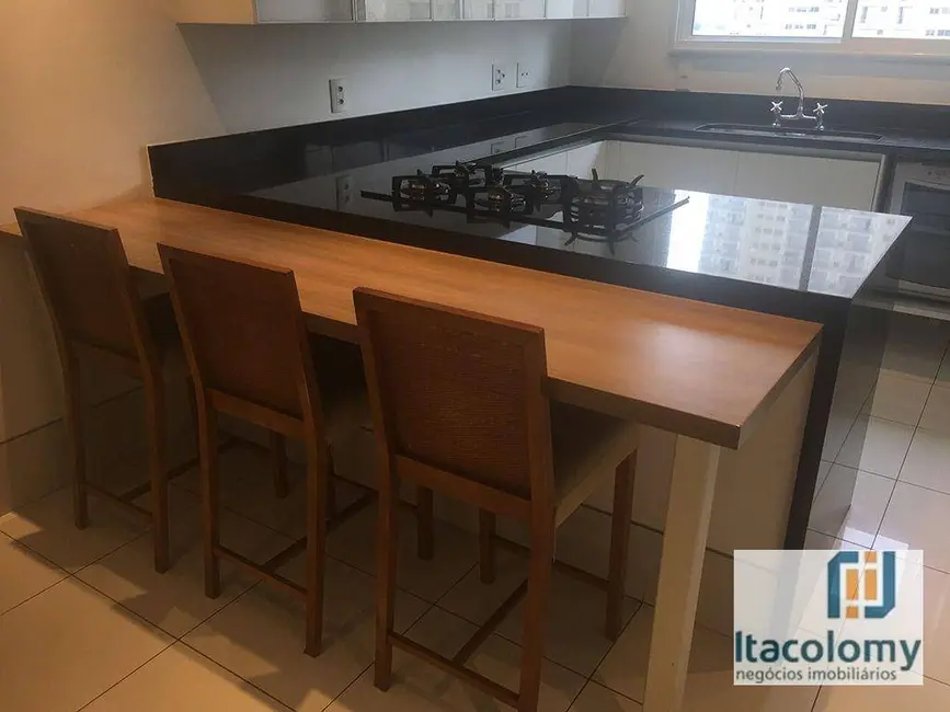 Apartamento com 3 quartos à venda e para alugar, 220m2 em Alphaville Industrial, Barueri - SP - imagem 8 Foto 8 de Apartamento com 3 quartos à venda e para alugar, 220m2 em Alphaville Industrial, Barueri - SP