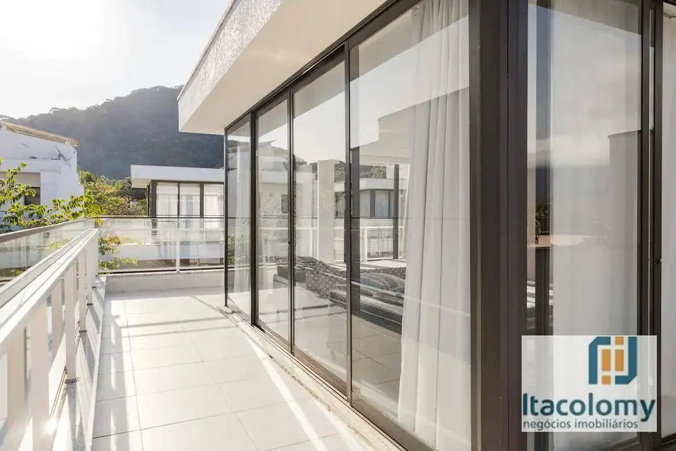 Foto 5 de Casa de Condomínio com 5 quartos à venda, 176m2 em Sao Sebastiao - SP