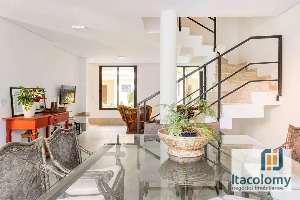 Foto 4 de Casa de Condomínio com 5 quartos à venda, 176m2 em Sao Sebastiao - SP