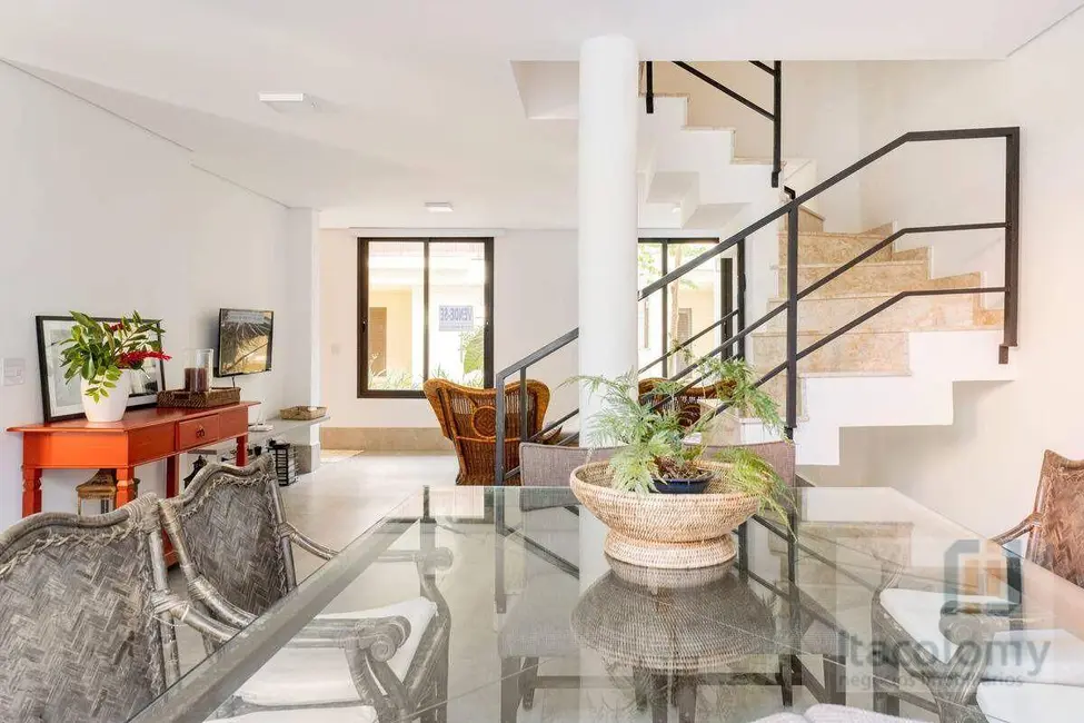 Foto 4 de Casa de Condomínio com 5 quartos à venda, 176m2 em Sao Sebastiao - SP