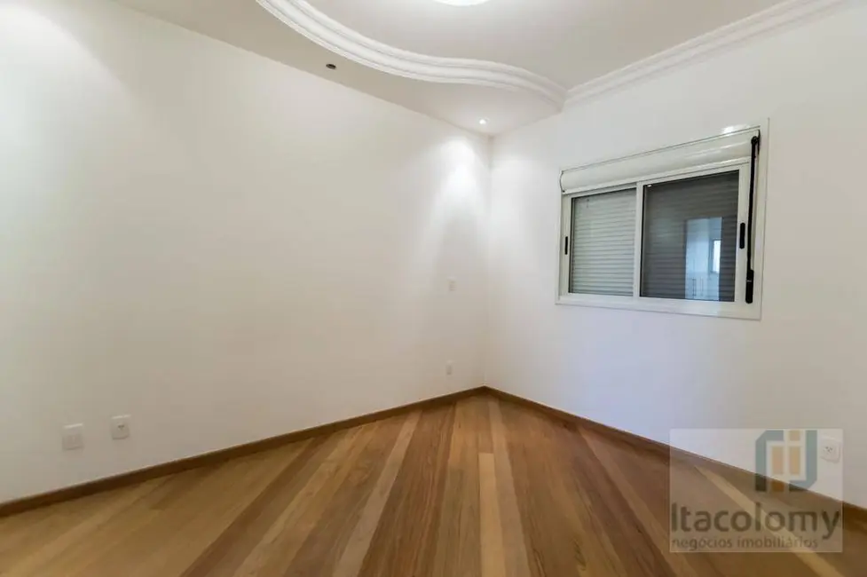 Foto 7 de Apartamento com 3 quartos à venda e para alugar, 139m2 em Santana De Parnaiba - SP